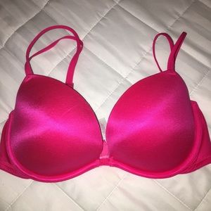 PINK Victoria’s Secret Push Up Plunge Bra